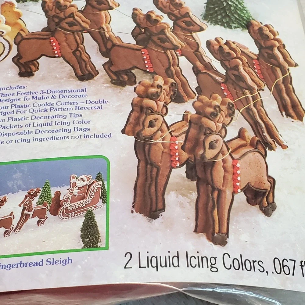NEW Vintage 1983 80s Wilton's Cookie Cutters Santa Christmas Reindeer Sleigh Kit